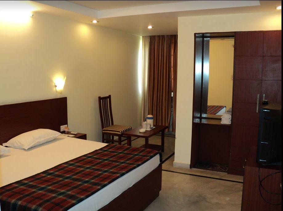 Hotel Swagat Palace Bhiwadi Εξωτερικό φωτογραφία